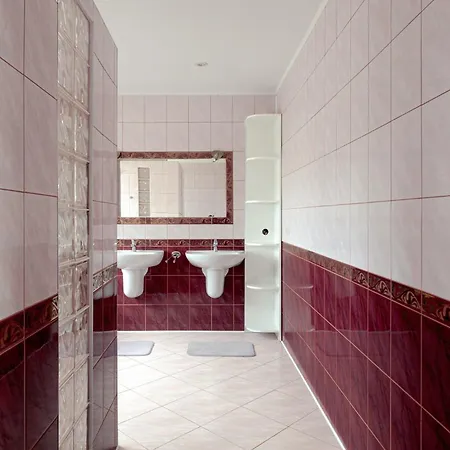 Reja Guest house *