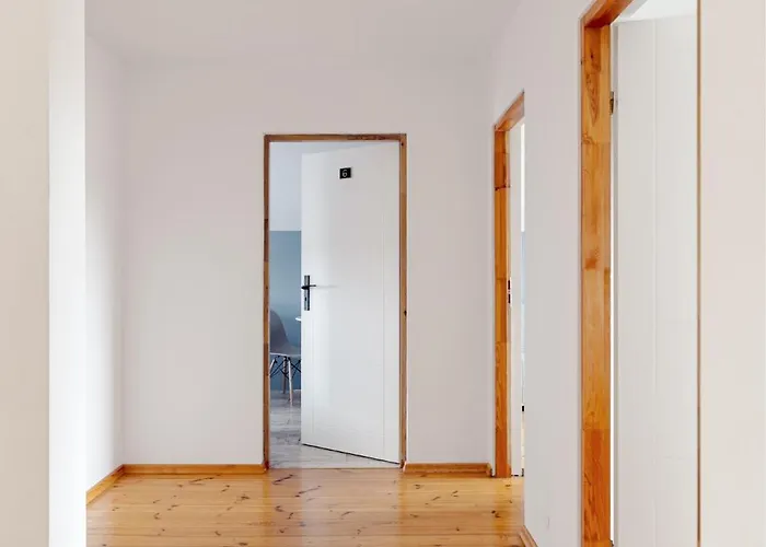 Reja 게스트하우스 *